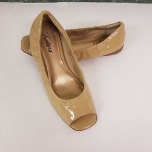 Trotters flats size 6, NWOT